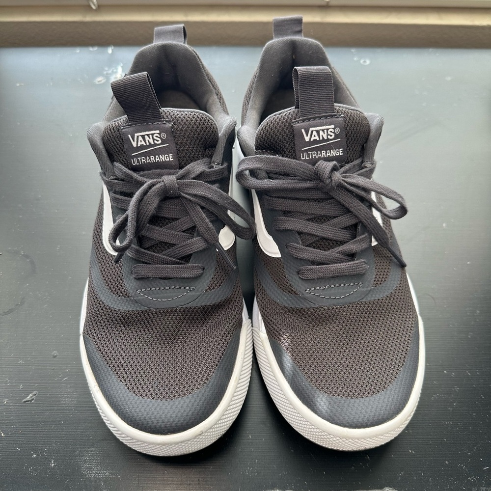 Vans ultrarange rapidweld dark charcoal grey men's 7.5/women's 9